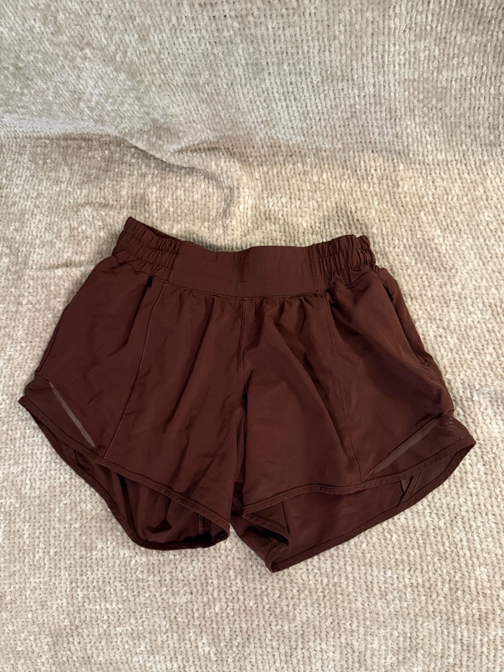 Lululemon Hotty Hot Shorts - Picture 3 of 9